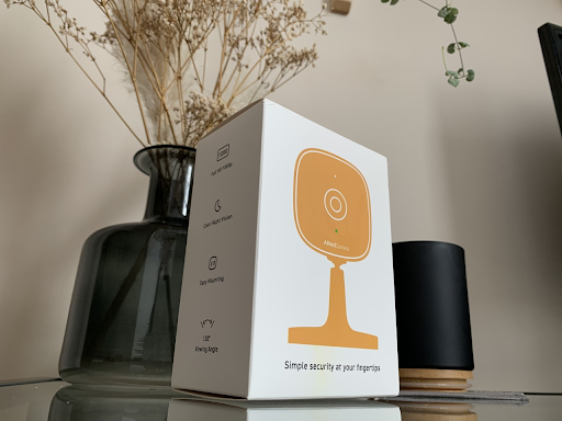 The AlfredCam packaging
