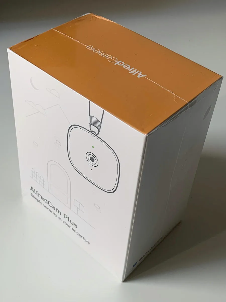 AlfredCam Plus packaging box.