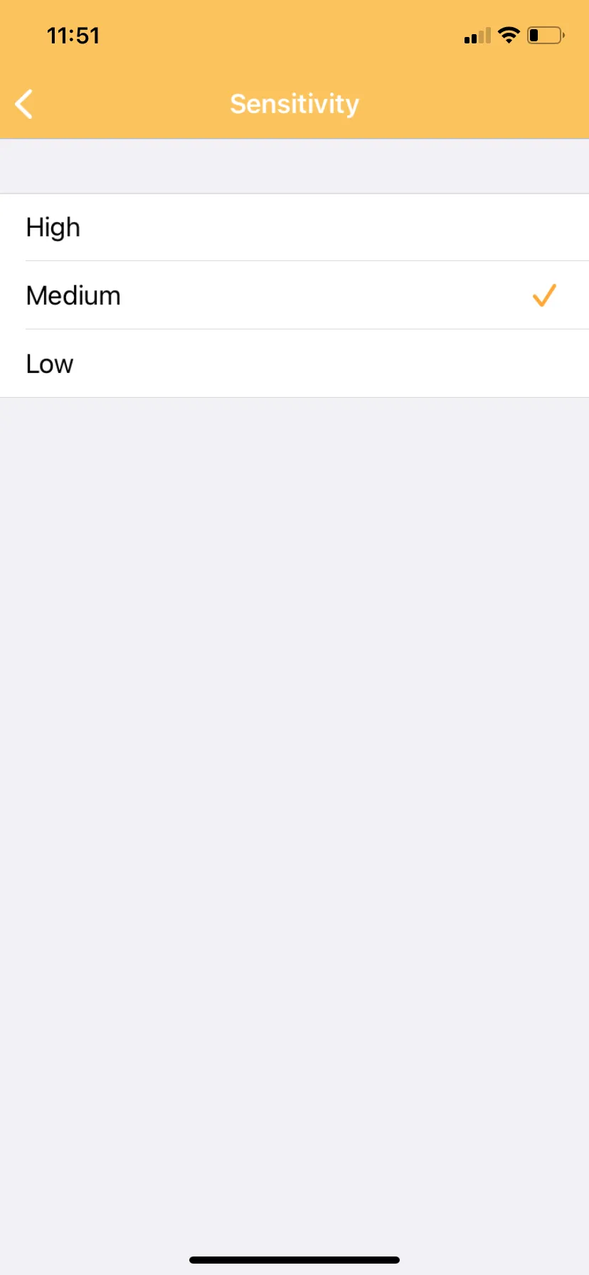 AlfredCam Plus setting screen (motion detection sensitivity).